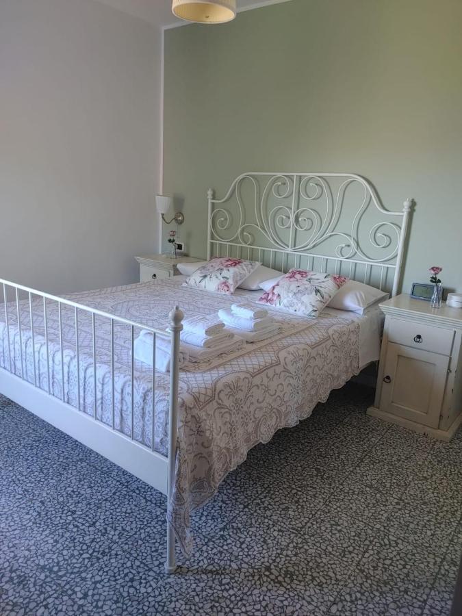 Borgo Sciugolo Bed & Breakfast Baselice Exterior foto